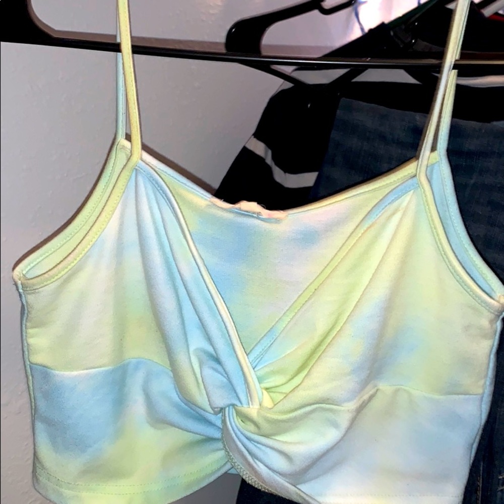🌸 Y2K 🌸TIE DYE CROP TOP